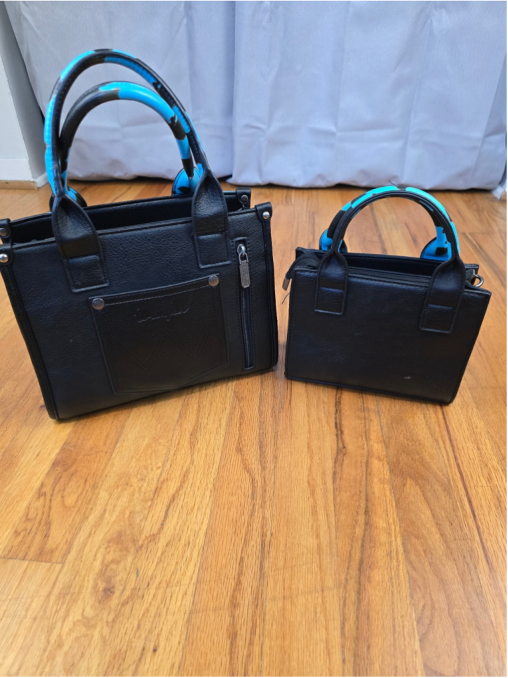 Wrangler Turquoise Cow Print Western Purse Matching Mini Bag Set - Picture 2 of 9